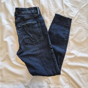Good American Good Legs Crop Distress Dark Wash Mid Rise Skinny Jeans Size 6